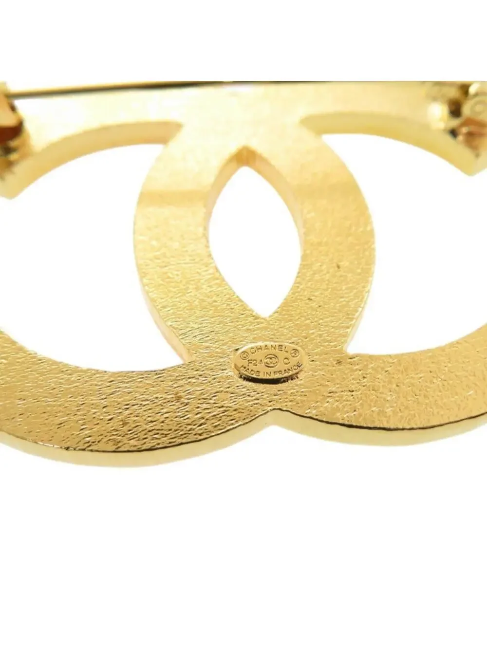 Chanel Cc Logo Brooch Gold-Tone Metal #207007C11B